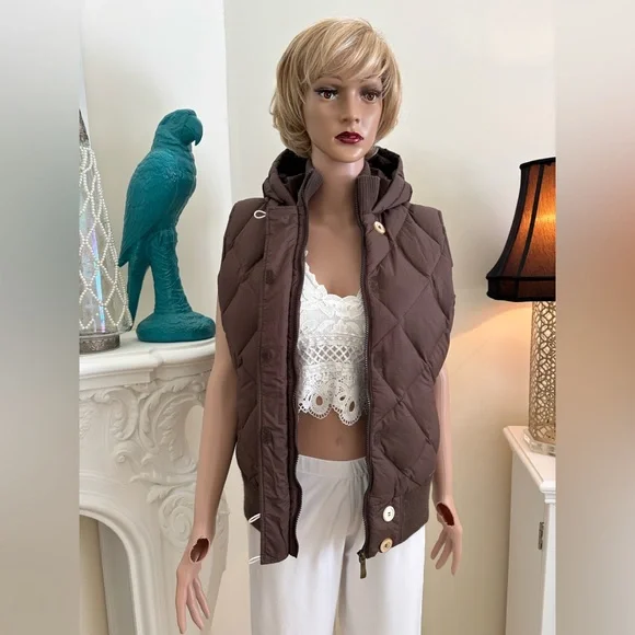 Merrell Quilted Hooded Sleeveless Vest - Brown - Picture 9 of 14